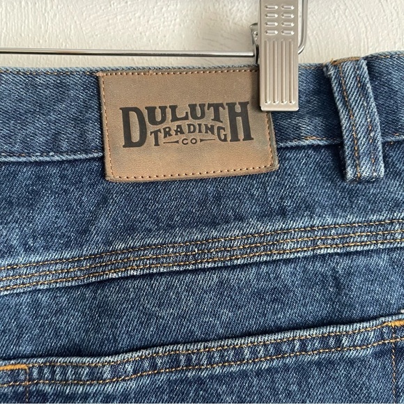 Duluth Trading Company Men's Jeans 34x32 - Picture 6 of 7